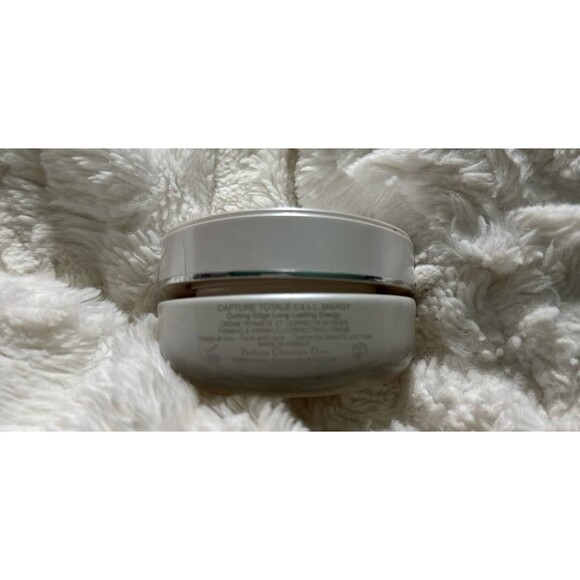 Dior Capture Totale CELL ENERGY – Firming & Wrinkle Correcting Creme, $135msrp - Picture 4 of 5